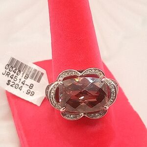 Elegant Silver and Red Gemstone Ring